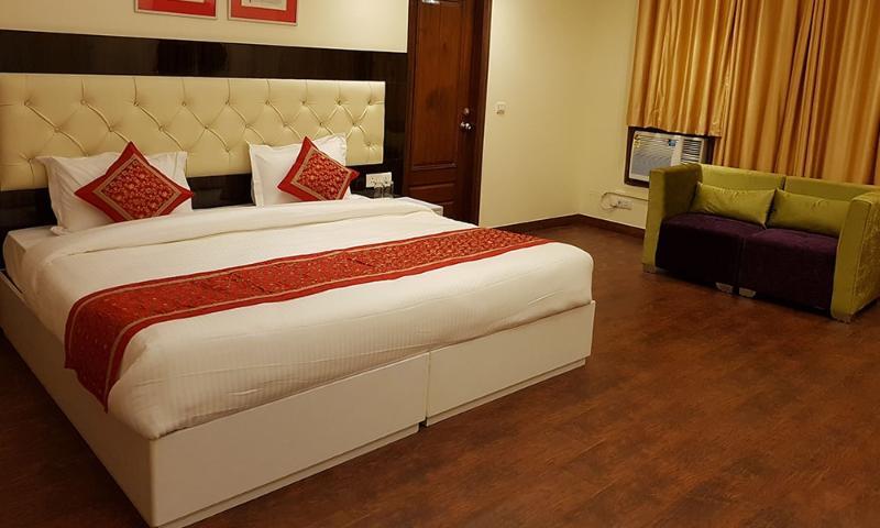La Residenza Bed & Breakfast New Delhi Bagian luar foto