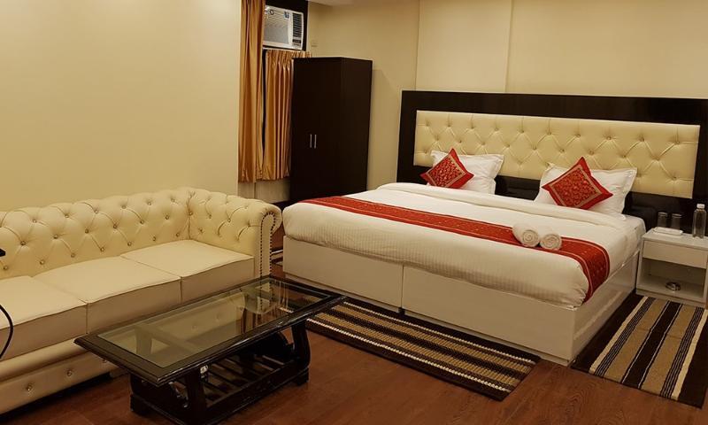 La Residenza Bed & Breakfast New Delhi Bagian luar foto