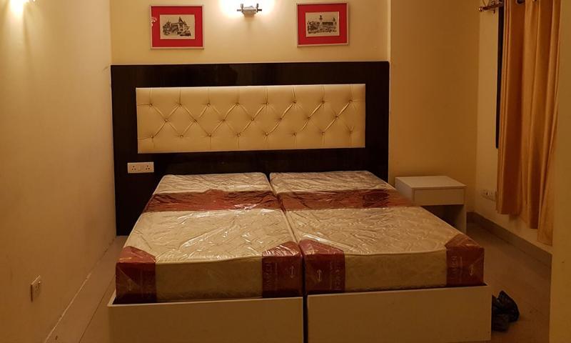 La Residenza Bed & Breakfast New Delhi Bagian luar foto